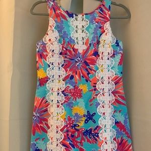 EUC Trippin' and Sippin' Ember Shift Dress